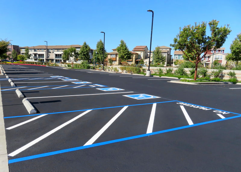 What Colour Should Parking Lot Lines Be?