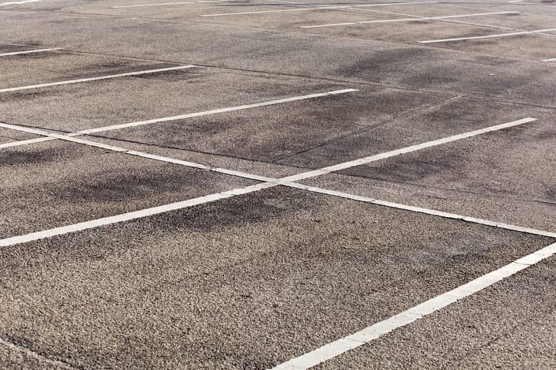 Why You Shouldn't Try To DIY Your Parking Lot Painting